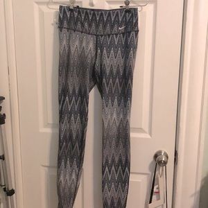 Nike leggings
